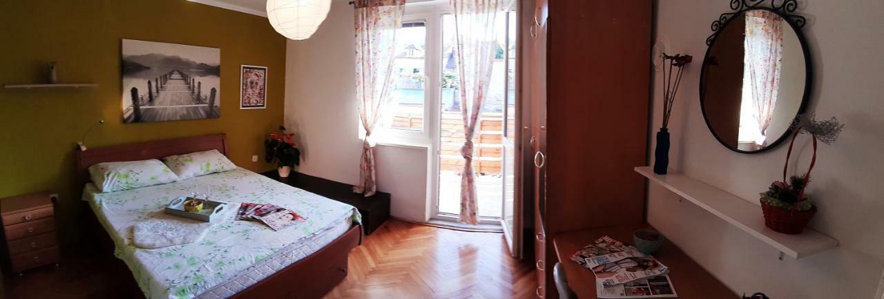 Apartment The Royal Square Cetinje Exteriör bild